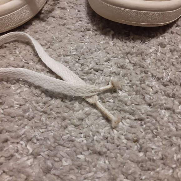 Women's Size 8.5 Adidas Cloudfoam Advantage Shoes White w/ Black Stripes - Picture 15 of 15